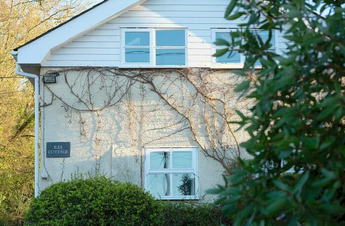 3 Bedroom Barn Conversion To Rent In Hollyball Lane, Whimple, EX5