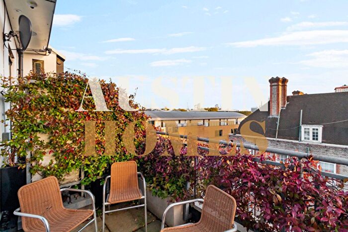 3 Bedroom Flat To Rent In Carlow House, Carlow Street, London, NW1