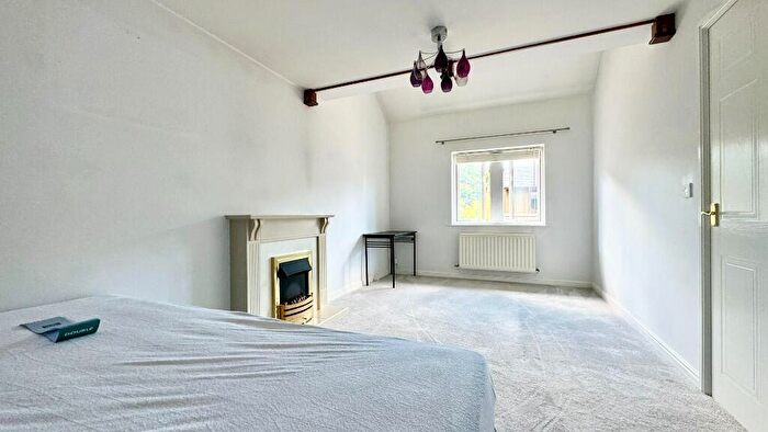 4 Bedroom End Of Terrace House To Rent In Vanbrugh Lane, Bristol, BS16