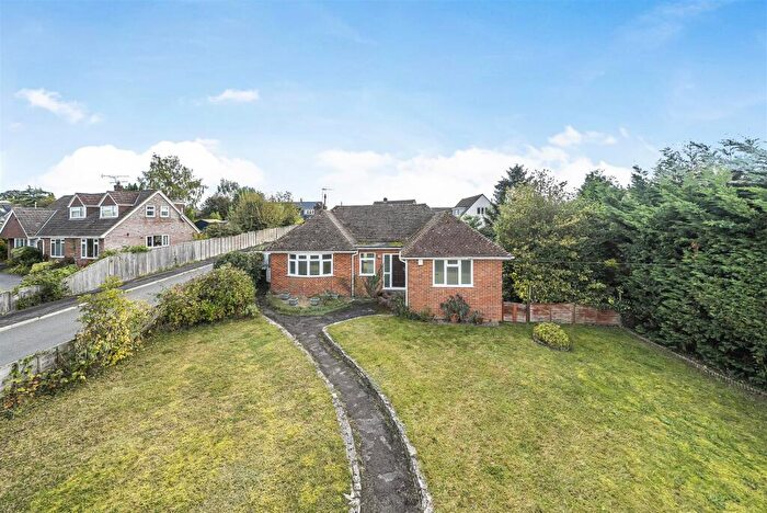 3 Bedroom Detached Bungalow For Sale In Old Kennels Lane, Winchester, SO22