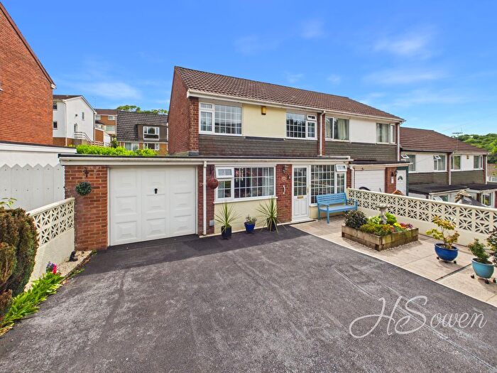 3 Bedroom Semi-Detached House For Sale In Shelley Avenue, Torquay, TQ1