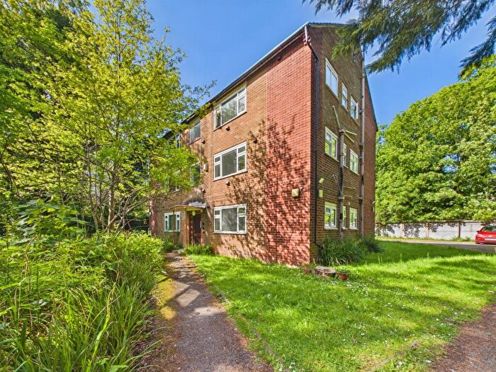 2 Bedroom Apartment To Rent In Linnet Close, Liverpool, L17