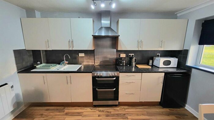 1 Bedroom Flat For Sale In Glan Gors, Harlech, LL46