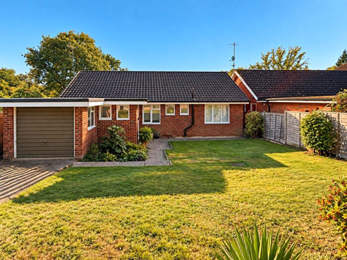 3 Bedroom Detached Bungalow To Rent In Peperharow Road, Godalming, GU7