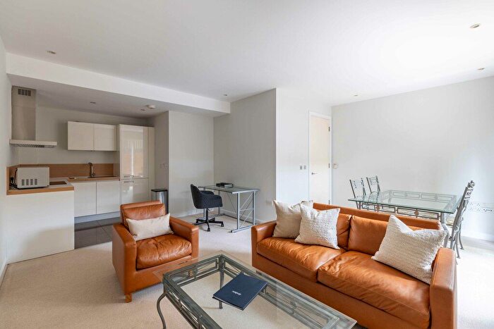 1 Bedroom Flat To Rent In Grosvenor Waterside, Gatliff Road, SW1W