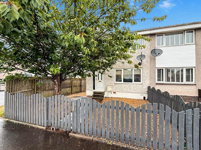 3 Bedroom Semi-Detached House For Sale In Laighstonehall Road, Hamilton, South Lanarkshire, ML3