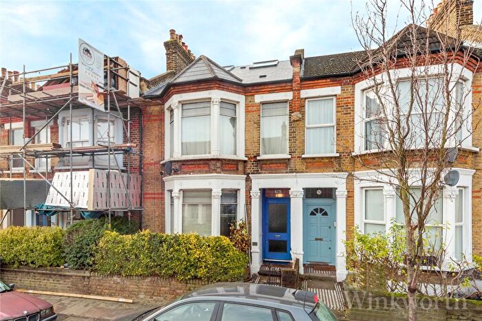 1 Bedroom Apartment To Rent In Aspinall Road, London, SE4