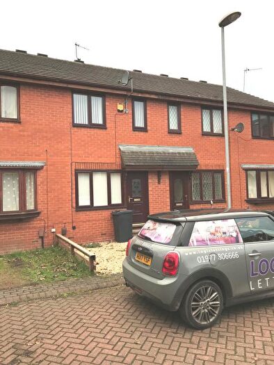2 Bedroom Terraced House To Rent In Sandlewood Close, Leeds, West Yorkshire, LS11