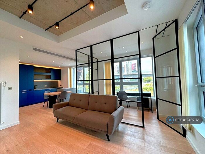 2 Bedroom Flat To Rent In Douglass Tower, London, E14