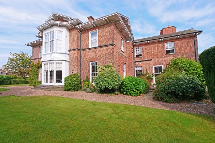 3 Bedroom Maisonette For Sale In Dower Chase, Escrick, York, North Yorkshire, YO19