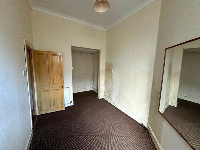 1 Bedroom Flat For Sale In Macdougall Street, Greenock, Inverclyde, PA15