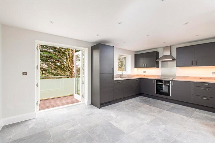 4 Bedroom Semi-Detached House For Sale In Polebarn Road, Trowbridge, BA14