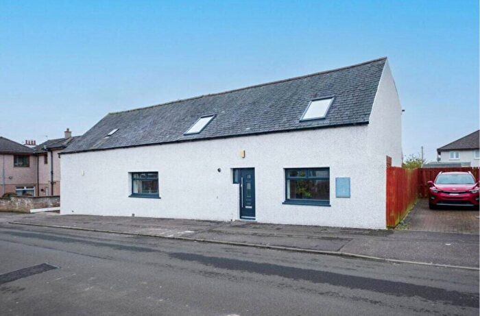 5 Bedroom Semi Detached House For Sale In Symers Street, Dundee, DD3