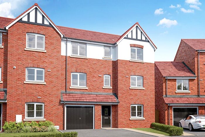 4 Bedroom Town House For Sale In Shobnall Road, Burton-On-Trent, DE14