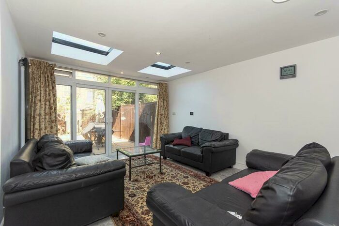4 Bedroom Terraced House To Rent In Falcon Grove, Battersea, SW11