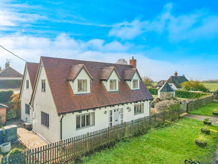 4 Bedroom Detached House For Sale In Drury Lane, Aythorpe Roding, Dunmow, CM6