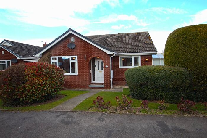 3 Bedroom Detached Bungalow For Sale In The Links, Featherstone, Pontefract, WF7