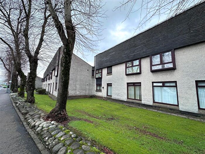 1 Bedroom Flat For Sale In Shore Street, Gourock, Inverclyde, PA19