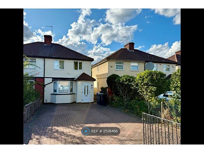 3 Bedroom Semi-Detached House To Rent In Anglesey Road, Enfield, EN3