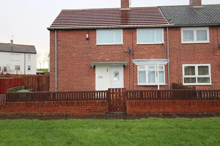3 Bedroom Semi-Detached House To Rent In Aycliffe Crescent, Gateshead, NE9
