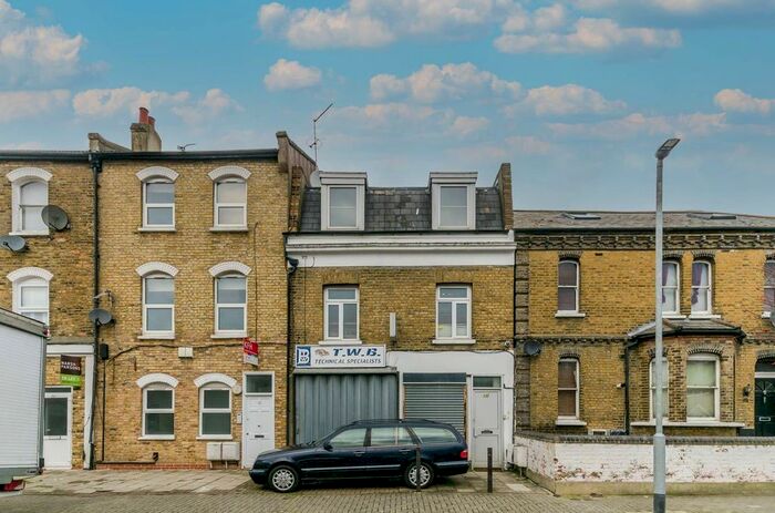 1 Bedroom Flat To Rent In Oldridge Road, Balham, London, SW12