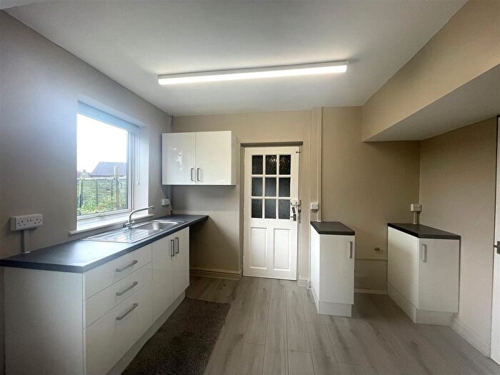 2 Bedroom Semi-Detached House To Rent In Oversley Road, Fegg Hayes, Stoke-On-Trent, ST6