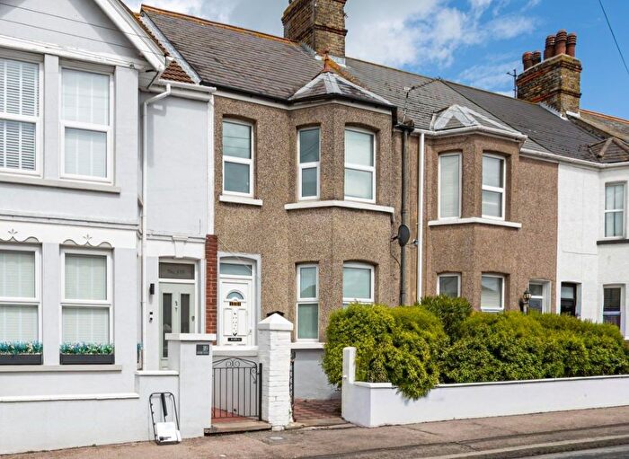 3 Bedroom Terraced House For Sale In Victoria Avenue, Margate, Kent, CT9