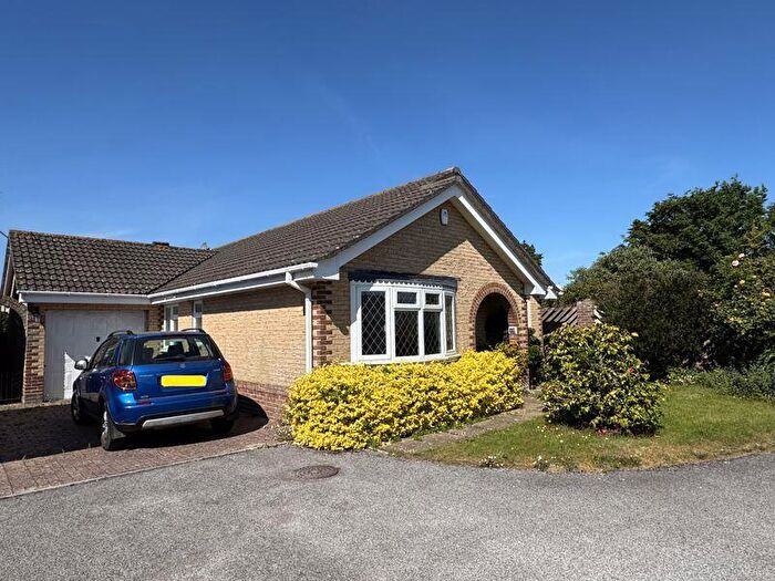 3 Bedroom Detached Bungalow For Sale In Causeway Close, Wareham, BH20
