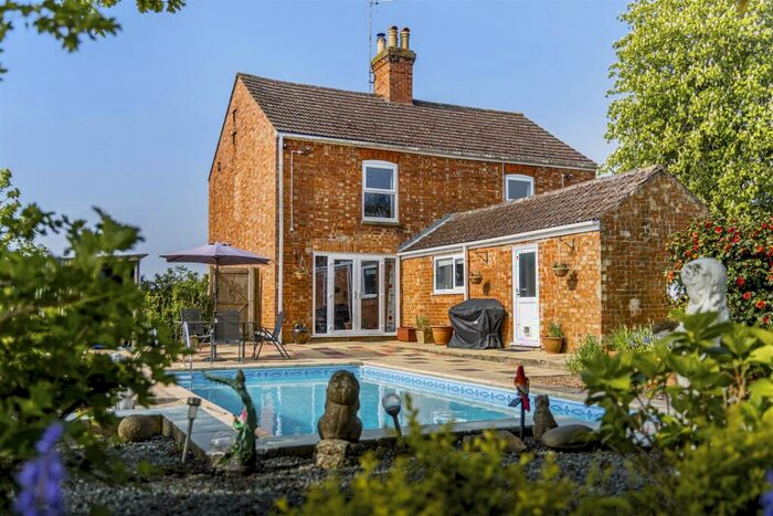 4 Bedroom Detached House For Sale In Skeldyke Road, Kirton, Boston, PE20