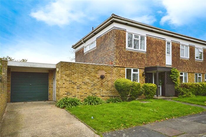 4 Bedroom Semi-Detached House To Rent In Chattenden Lane, Chattenden, Rochester, Kent, ME3