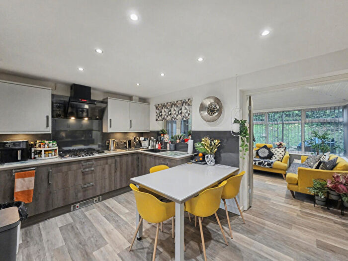 3 Bedroom Semi-Detached House For Sale In Melton Road, Crumpsall, Crumpsall, M8