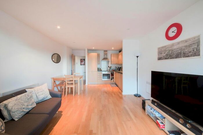 1 Bedroom Flat To Rent In Arta House, Devonport Street, Wapping, E1