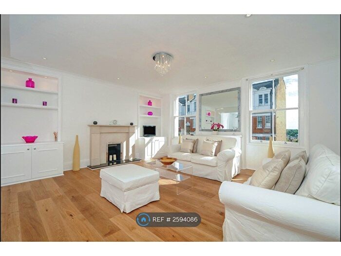 2 Bedroom Flat To Rent In Richmond Hill, Richmond, Surrey, TW10