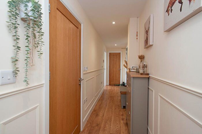 2 Bedroom Flat For Sale In Elmcroft Road, Orpington, BR6