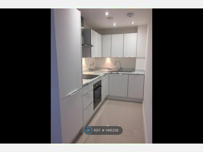 Studio To Rent In Ferry Court, Cardiff, CF11