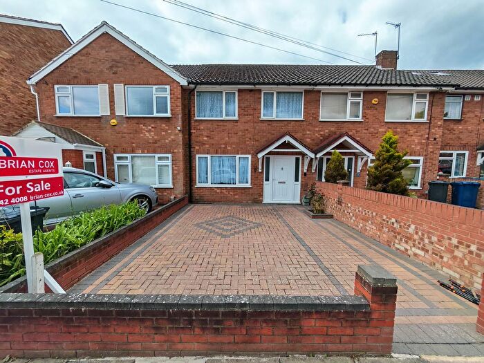 3 Bedroom Terraced House For Sale In Kingston Close, Northolt, UB5
