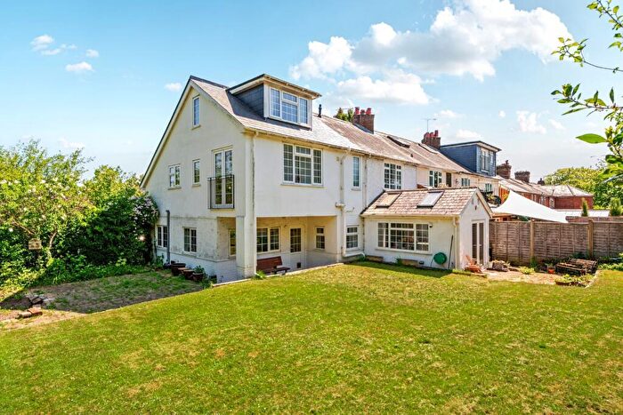 5 Bedroom Semi Detached House For Sale In Andover Road North, Winchester, Hampshire, SO22