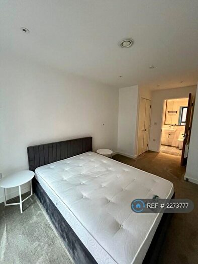 2 Bedroom Flat To Rent In Block C, Salford, M5