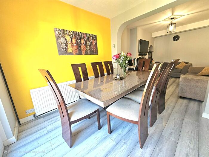 5 Bedroom Semi-detached House To Rent In Trent Avenue, Upminster, RM14