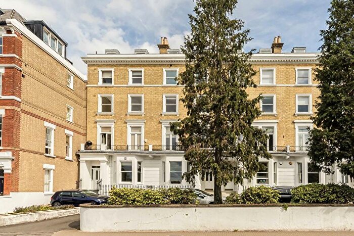 2 Bedroom Flat To Rent In Richmond Hill, Richmond, TW10