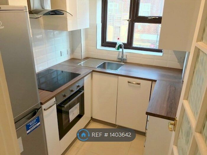 1 Bedroom Flat To Rent In Rundell Crescent, London, NW4