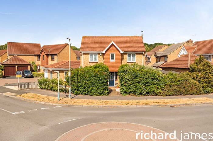 5 Bedroom Detached House For Sale In Gaynor Close, Abbey Meads, Swindon, SN25