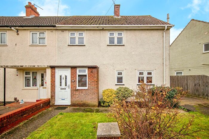 3 Bedroom Semi Detached House For Sale In Caithness Close, Ipswich, IP4