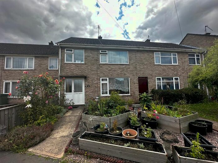 3 Bedroom Property To Rent In Robshaw Close, March, PE15