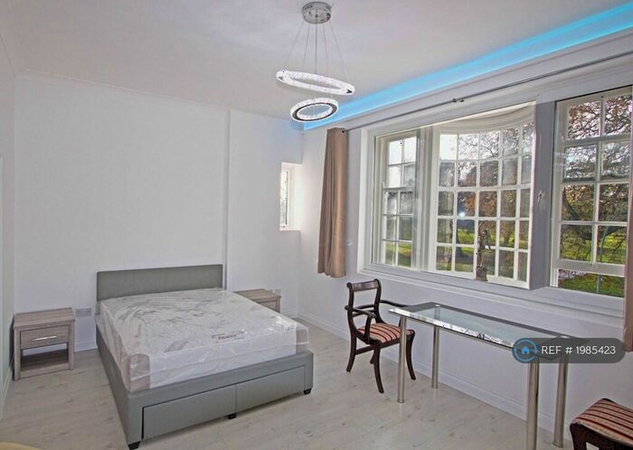 Studio To Rent In Pearson Park, Hull, HU5