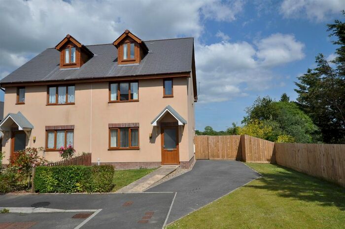 3 Bedroom Semi-Detached House To Rent In , Llys Y Brenin, Whitland, SA34