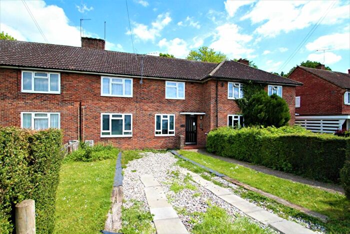 1 Bedroom Flat To Rent In Willingale Road, Loughton, IG10