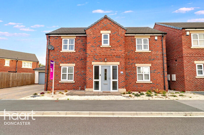 4 Bedroom Detached House For Sale In Avro Way, Blaxton, Doncaster, DN9
