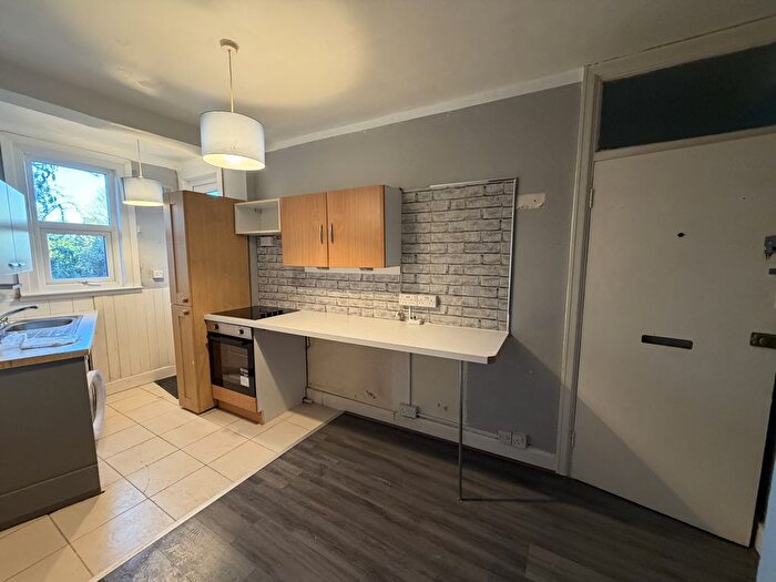 Studio To Rent In Carlton Avenue, SS0