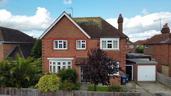5 Bedroom Detached House To Rent In Reigate Road, Worthing, BN11
